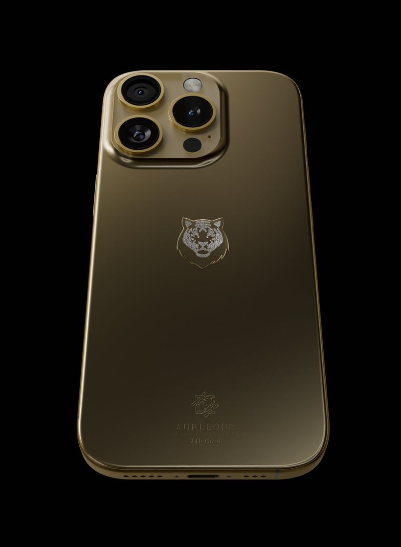 tiger emblem on gold iPhone